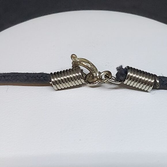 Southwestern Boho Stone Arrowhead Necklace - Picture 4 of 4